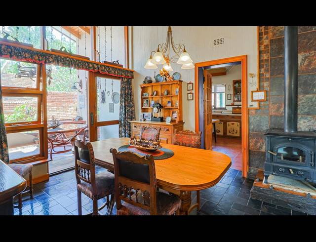 5 BEDROOM HOUSE FOR SALE IN MONDEOR